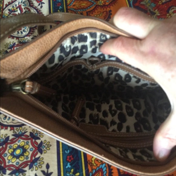 Nine West crossbody - Picture 3 of 3